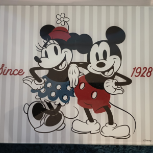 Mickey & Minnie Mouse Glass Cutting Board 15" X 12'