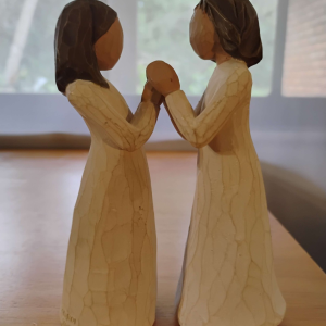 Willow Tree Sisters by Heart by Susan Lordi - 2000 Vintage Excellent Condition