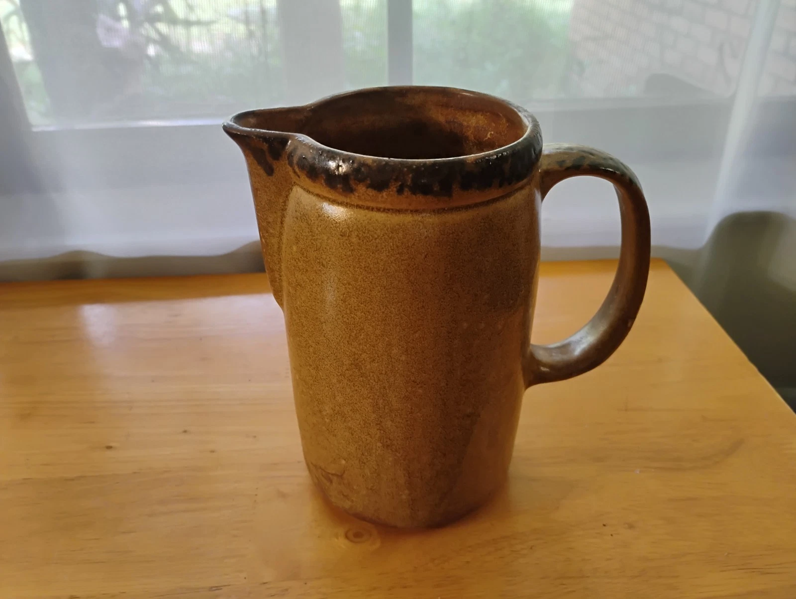 Vintage McCoy Pottery 1429 Brown Drip Glaze Pitcher USA – 7.5” Stoneware Jug