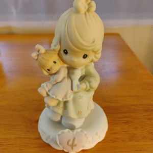 Precious Moments “Growing in Grace – Age 4” Figurine (1994 Enesco #136239)