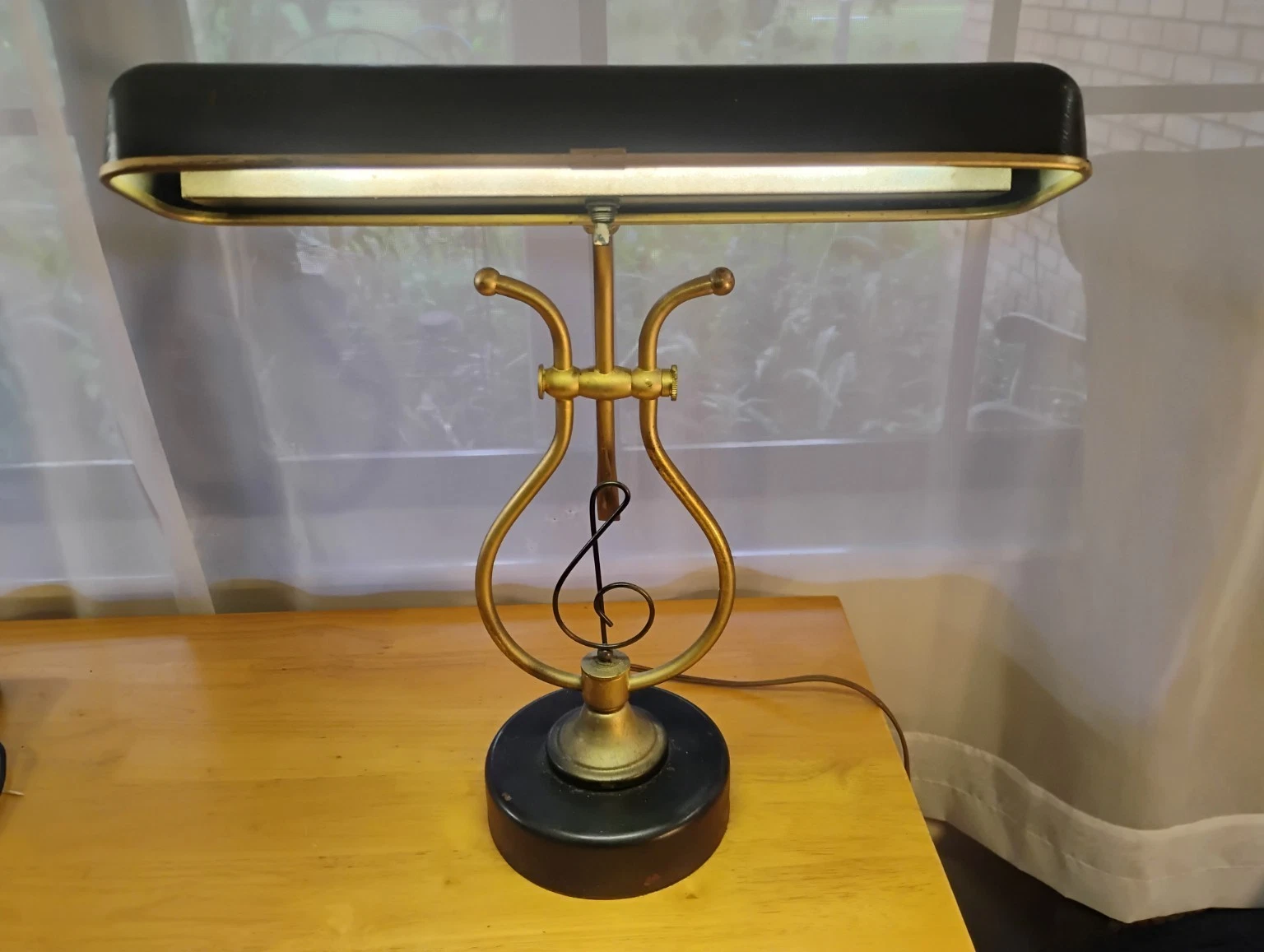 Vintage Radionics Trans. Co. Lyre/Treble Clef Desk Lamp — Adjustable, Works