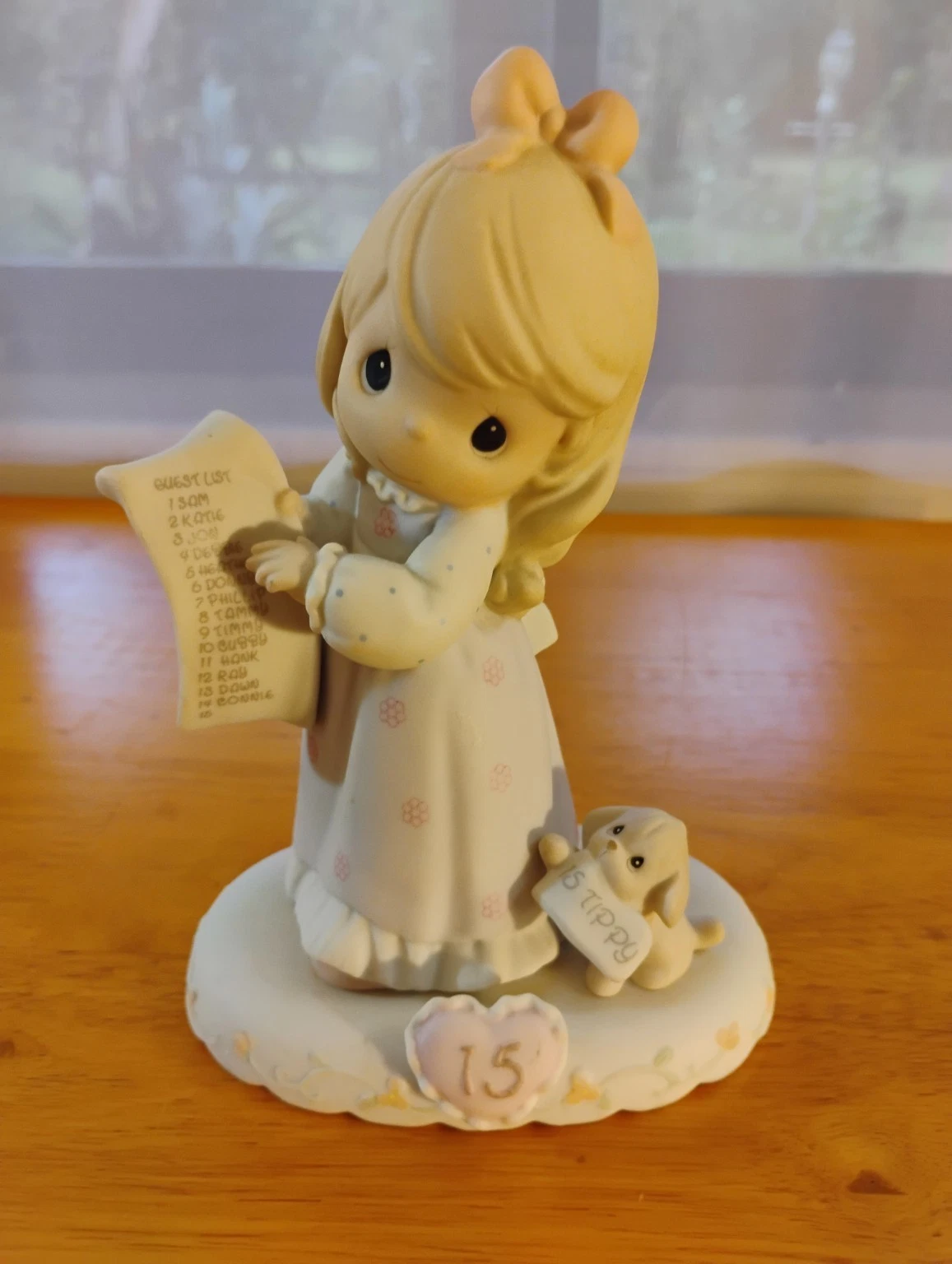Precious Moments “Growing in Grace – Age 15” 1997 Enesco Figurine #272663