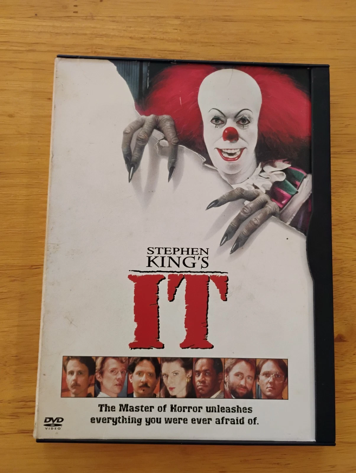 Stephen Kings IT DVD Pennywise Horror Movie