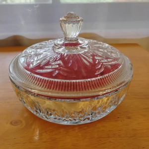 Vintage Avon Crystalique Glass Powder Jar w/ Puff and Powder – Vanity Dust Box