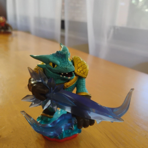 Activision Skylanders Skylander Snap Shot Trap Team TRAP MASTER Figure