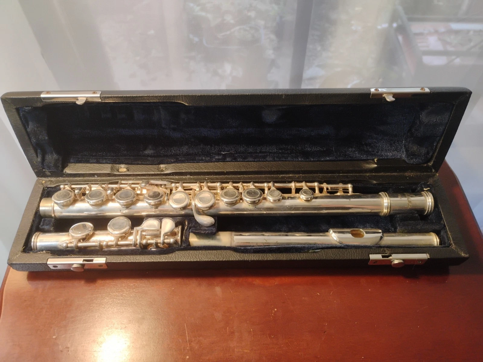 PRELUDE By CONN-SELMER FL-711 FLUTE + NICE CASE