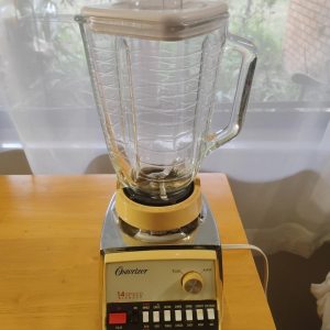 Vintage Osterizer Blender - 14 Speed - Glass Pitcher Chrome Finish
