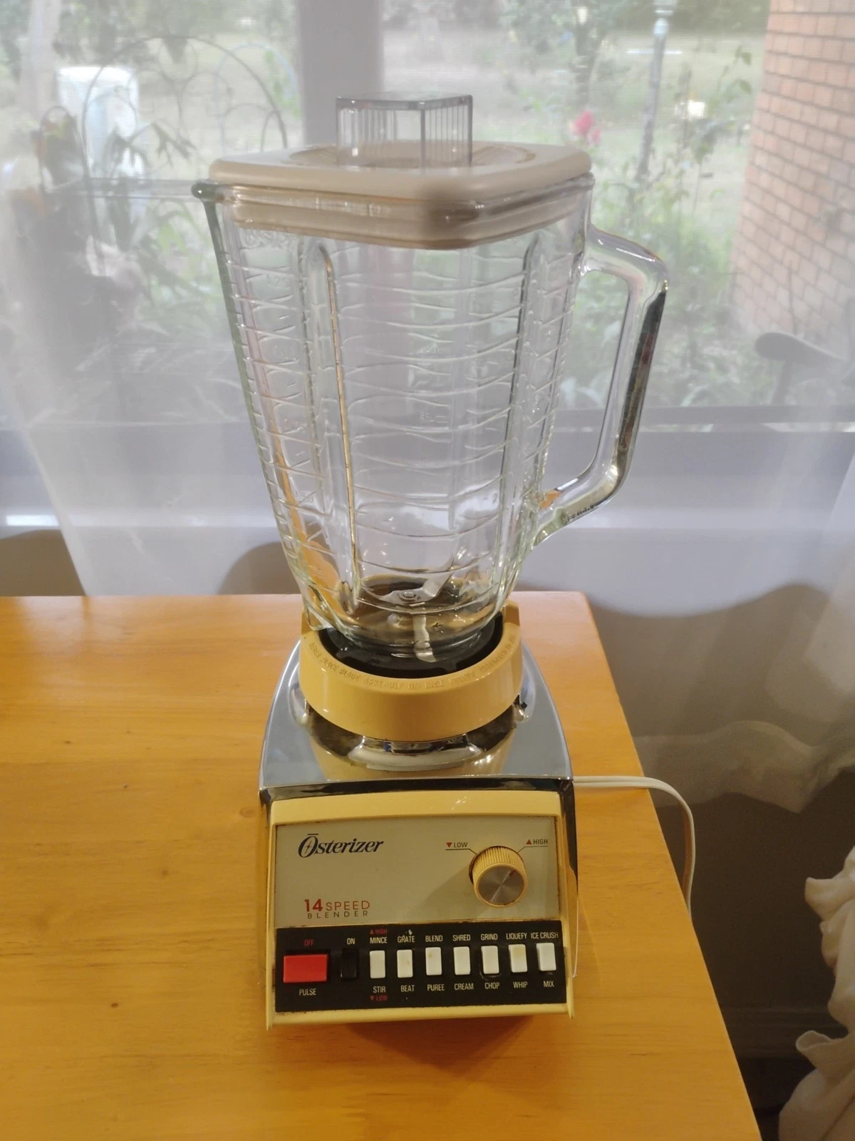 Vintage Osterizer Blender - 14 Speed - Glass Pitcher Chrome Finish