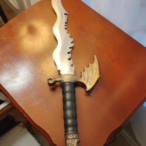 21" Flying Dragon Serrated Rippled Fantasy Dagger